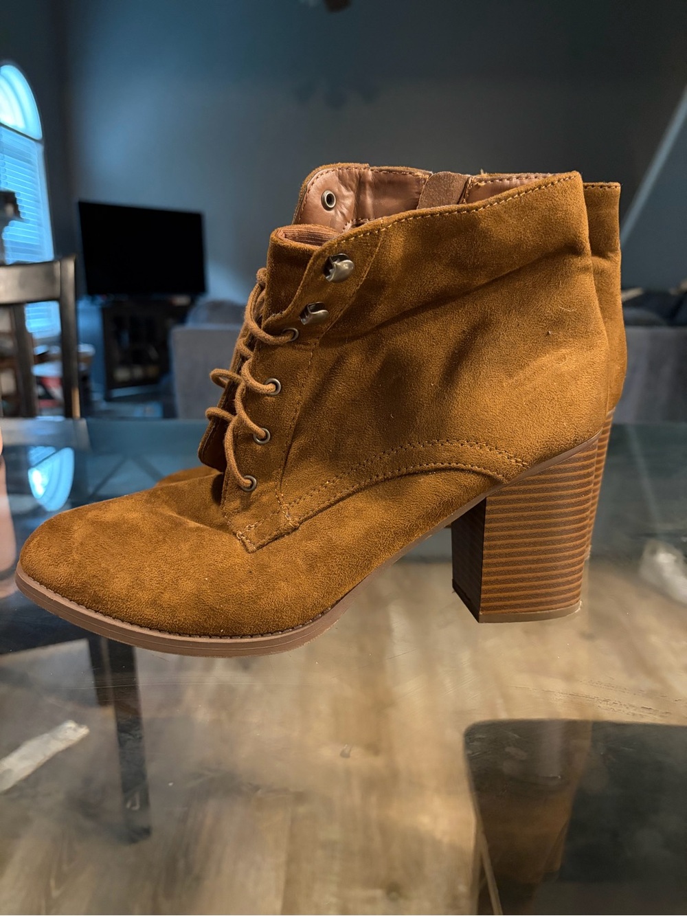 Women’s Suede Lace-Up Ankle Boot in Tan